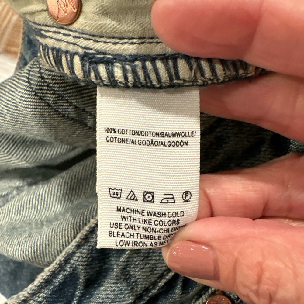 WE THE FREE WOMENS JEANS 28 WIDE LEG DISTRESS BLUE - Picture 9 of 10